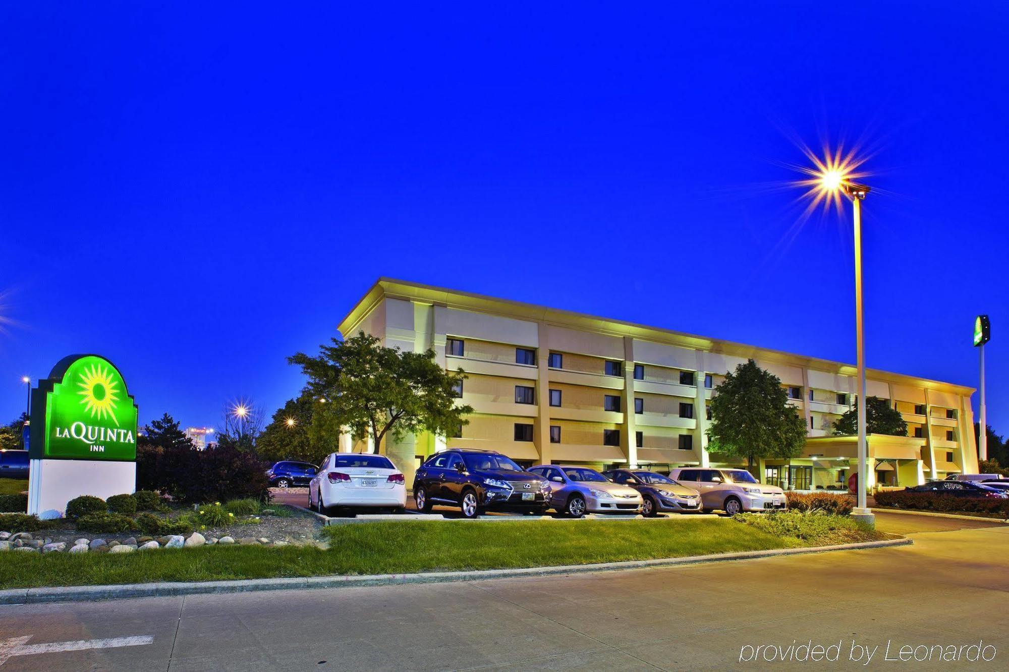 Готель La Quinta By Wyndham Cleveland - Airport North Екстер'єр фото